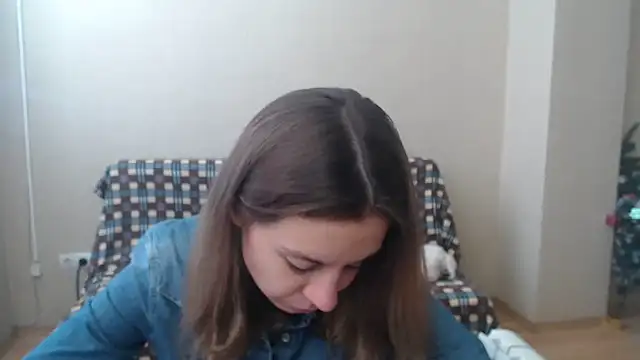 Alissa Joli online show from March 2025 01:12:02 PM