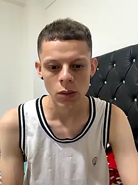 Snapshot of Daddyrich_632 chatting on January 2026 08:08:01 AM Daddyrich 632 online show from January 2026 08:08:01 AM