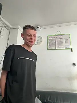 Snapshot of Daddyrich_632 chatting on February 2026 02:29:01 PM Daddyrich 632 online show from February 2026 02:29:01 PM