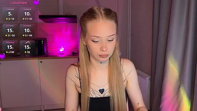 lisa barbie online show from March 2026 08:00:01 PM