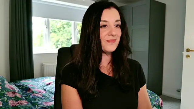 flatwhite0 online show from June 2026 06:06:02 PM