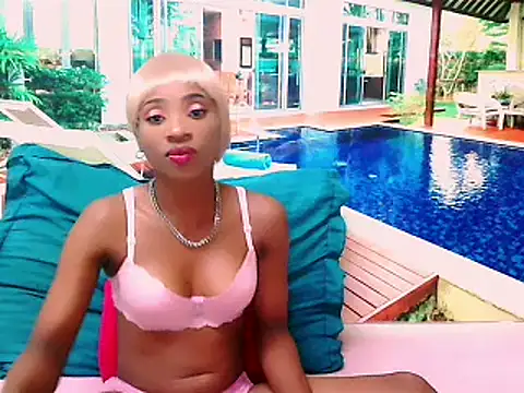 EbonyCreamy69 online show from February 2025 09:33:01 PM