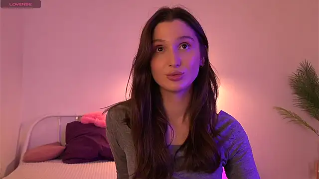 Snapshot of tender_babyy chatting on September 2025 01:05:01 PM tender babyy online show from September 2025 01:05:01 PM