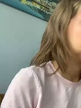 LinaSiren online show from December 2024 07:17:01 AM