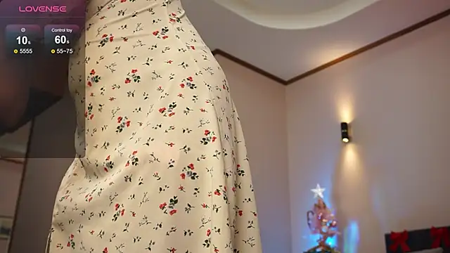 LinaSiren online show from December 2024 06:40:01 AM