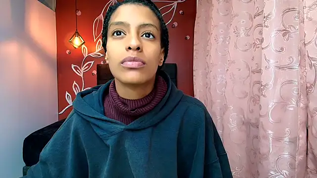 Zia Green online show from December 2024 12:07:02 PM