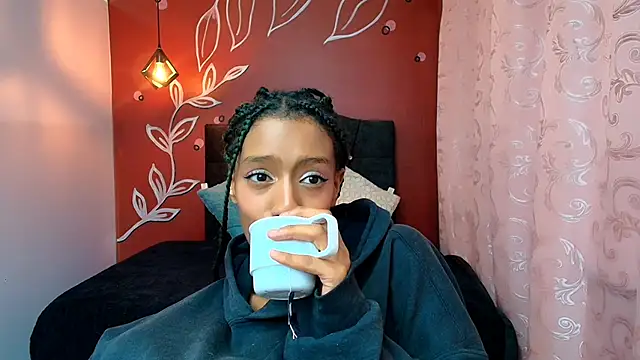 Zia Green online show from December 2024 03:41:02 PM