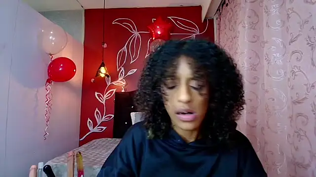 Zia Green online show from February 2025 03:27:01 PM