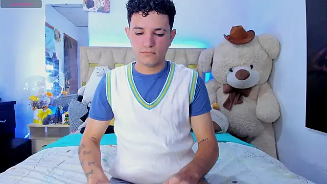 Snapshot of patrick_sanzz chatting on June 2026 11:47:01 AM patrick sanzz online show from June 2026 11:47:01 AM