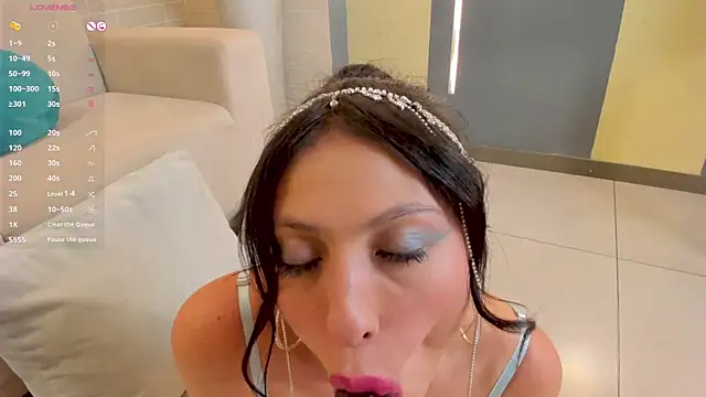 Snapshot of IrinaPortman chatting on March 2025 10:54:01 PM IrinaPortman online show from March 2025 10:54:01 PM