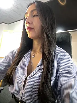 Amy Kiitty  online show from May 2026 01:38:02 PM