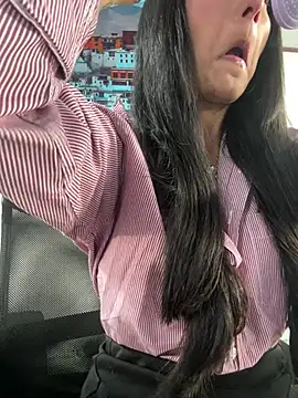 Amy Kiitty  online show from July 2026 01:49:01 PM