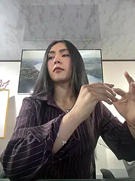 Amy Kiitty  online show from July 2026 02:13:02 PM