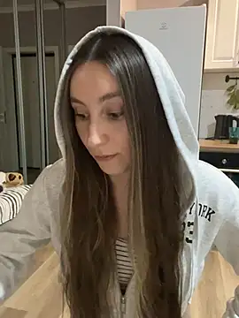 viviandaimond1 online show from February 2025 05:39:02 PM