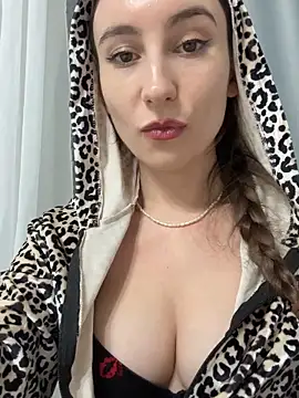 viviandaimond1 online show from October 2025 03:56:02 PM