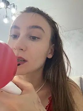 viviandaimond1 online show from November 2025 08:41:01 PM