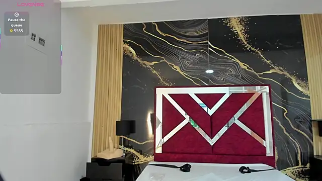 KarinaSimonz online show from December 2025 08:14:02 PM