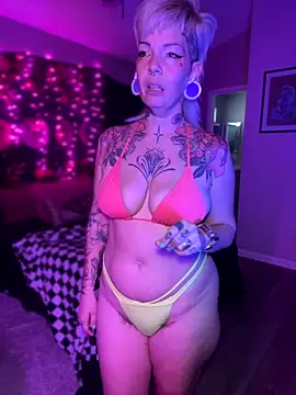 GoldieBakeman online show from November 2025 05:56:01 PM