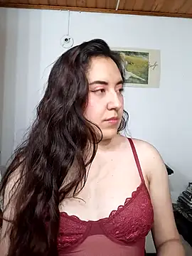 Emi chik online show from October 2025 11:20:02 AM