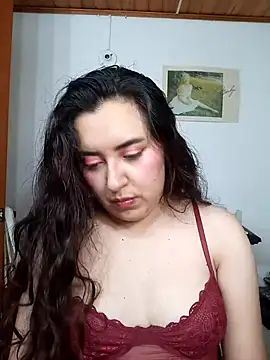 Emi chik online show from October 2025 10:40:02 AM