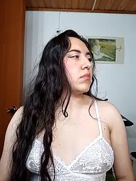 Emi chik online show from February 2026 10:25:01 AM