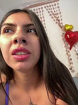 Argentiiniita online show from February 2025 09:22:01 PM