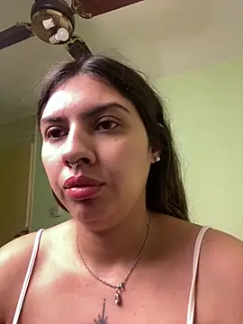 Argentiiniita online show from April 2026 08:35:02 PM