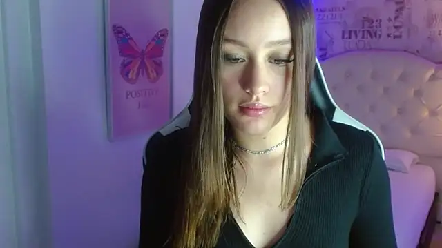 Ivyy Crystal online show from February 2025 09:04:01 PM