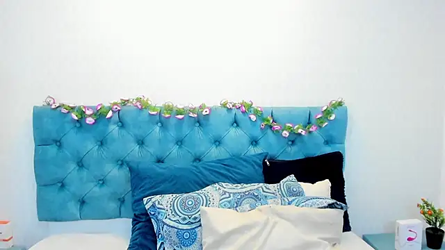 Sophie Smith69 online show from January 2025 06:26:01 PM