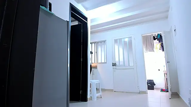 Snapshot of GabyButtler1 chatting on February 2025 06:06:01 PM GabyButtler1 online show from February 2025 06:06:01 PM