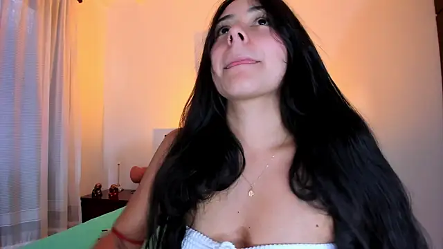 Snapshot of GabyButtler1 chatting on March 2025 09:36:02 PM GabyButtler1 online show from March 2025 09:36:02 PM