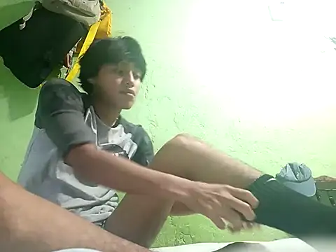 ruygw online show from September 2025 06:05:02 AM