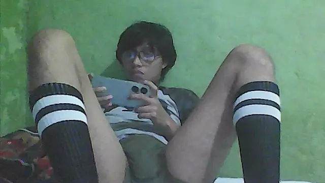 ruygw online show from October 2025 04:46:02 AM