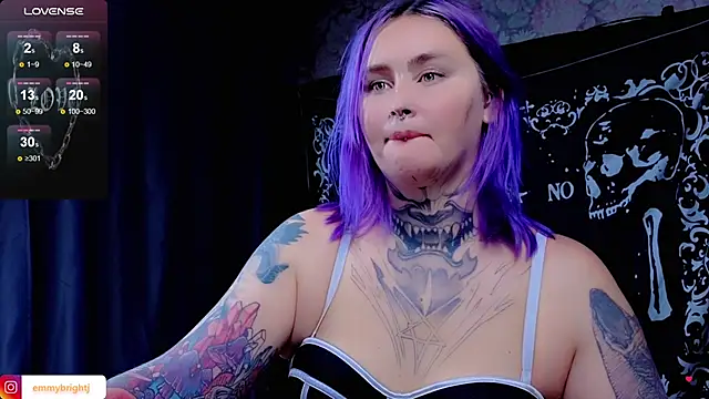 Emmybrightj  online show from September 2025 05:57:01 PM