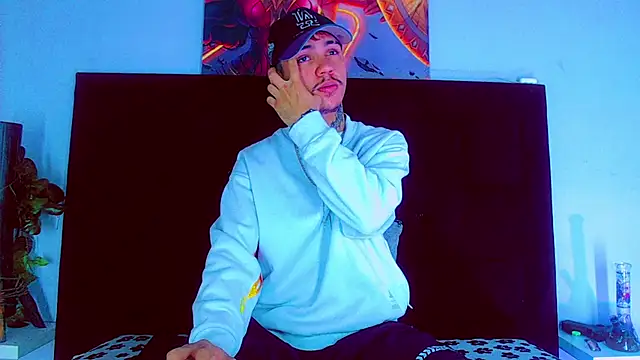 HannibalLester online show from November 2025 04:39:02 AM