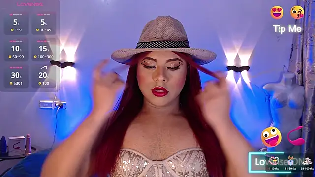 Emili Roux online show from November 2025 12:05:02 PM