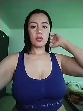 hailey85 online show from May 2026 10:27:02 PM
