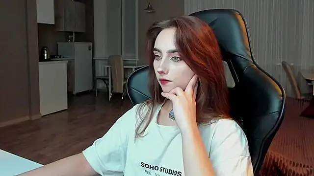 SilverDream online show from February 2025 01:52:02 AM