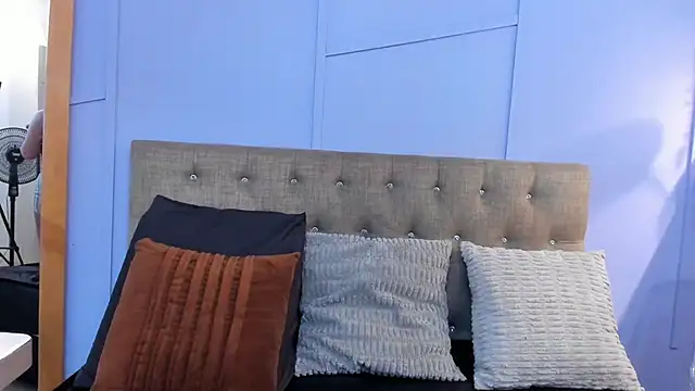 nathalie rossel online show from September 2025 07:04:02 PM