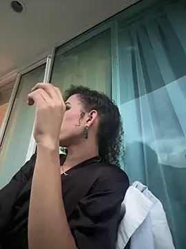 Snapshot of sweet_amalia4 chatting on January 2026 11:03:02 PM sweet amalia4 online show from January 2026 11:03:02 PM