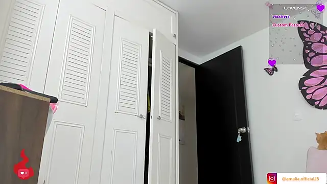 Snapshot of sweet_amalia4 chatting on February 2026 06:12:01 PM sweet amalia4 online show from February 2026 06:12:01 PM