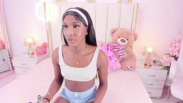 evangelin ts online show from October 2025 01:43:02 PM