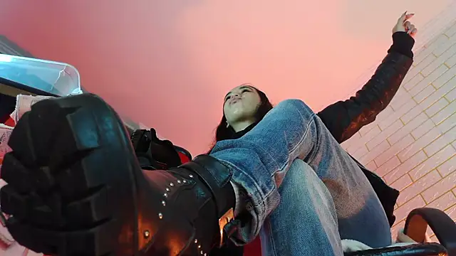 Snapshot of NYX1126 chatting on April 2026 11:48:01 AM NYX1126 online show from April 2026 11:48:01 AM