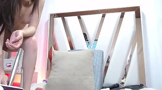 dafne queenn online show from March 2025 03:45:02 PM