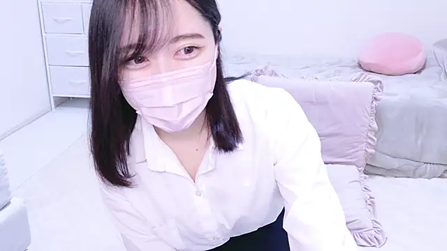 Snapshot of Yurie_ chatting on February 2025 02:17:01 AM Yurie online show from February 2025 02:17:01 AM