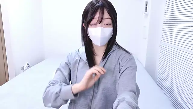 Snapshot of Yurie_ chatting on January 2026 01:38:02 PM Yurie online show from January 2026 01:38:02 PM