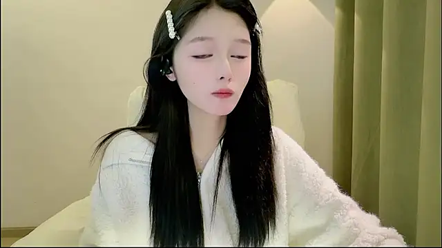 xiaodaibabyy online show from November 2025 01:55:02 PM