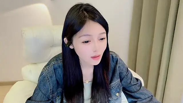 xiaodaibabyy online show from February 2026 01:43:01 PM