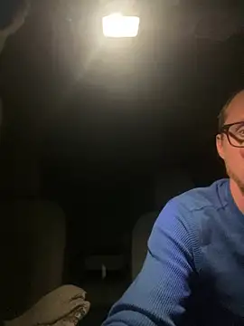 luv2cum7491 online show from February 2026 06:56:01 AM