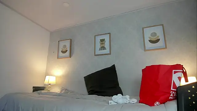 Caroline dh online show from July 2026 11:30:02 AM